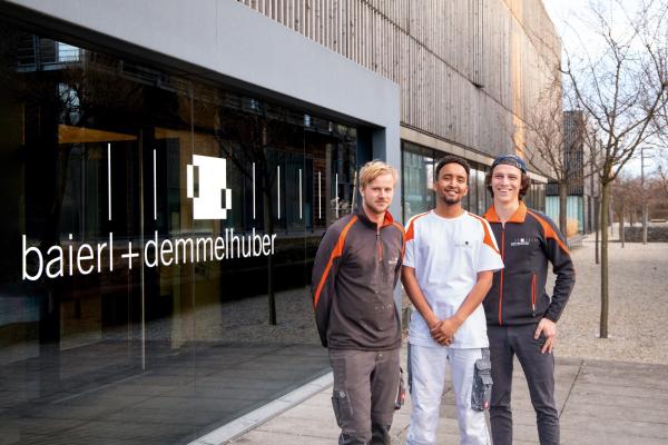 Ausbildung Handwerk Metallbauer Maler Trockenbau Gruppenbild Ausbildung Handwerk Metallbauer Maler Trockenbau Gruppenbild