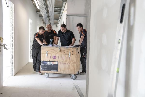 Trockenbau Baustelle Montage Teambesprechung Trockenbau Baustelle Montage Teambesprechung